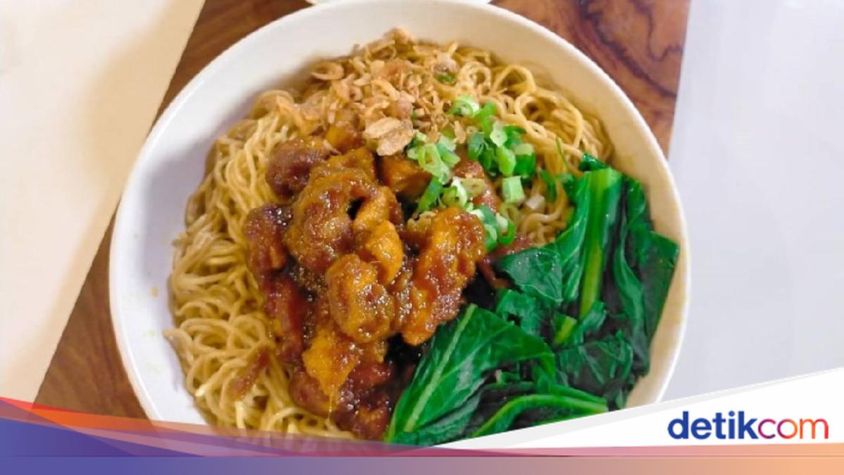 Flavor That Stays With You: Bakso & Mie Ayam Pak.Eko